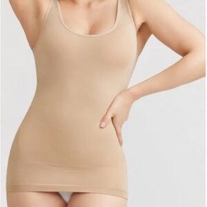 Essentials by Tummy Tank Womens Seamless Shaping Tank TopShapewear Top
Sz 1X/2X